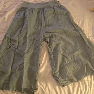 Flowy Green Wide-Leg Pants